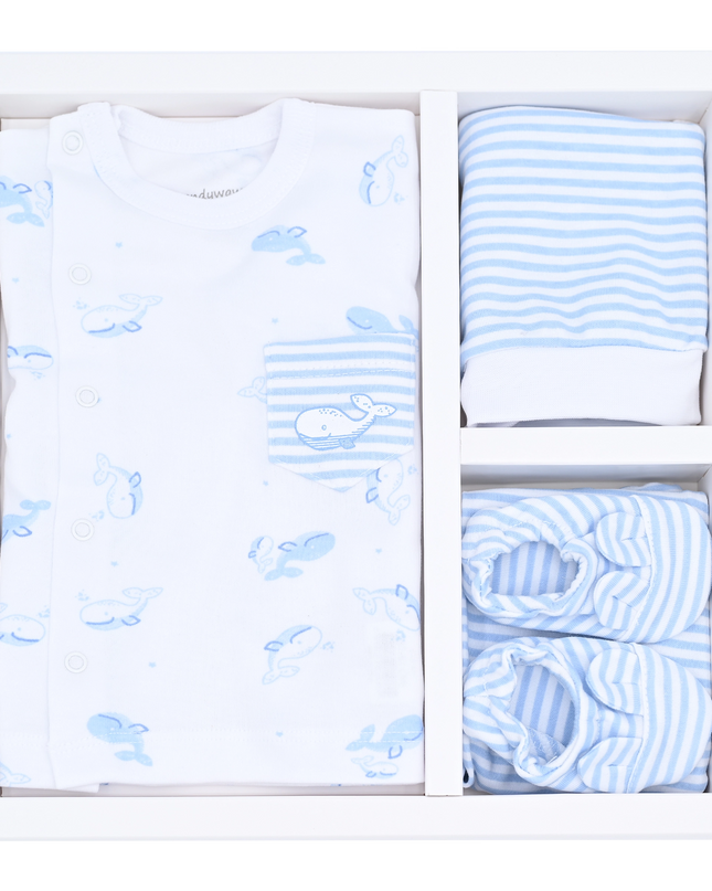 Blue Whale Baby 5 Piece Newborn Set