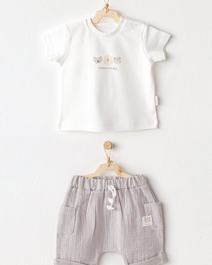 Grey Shorts Happy Animals Outfit
