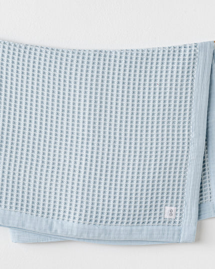 kidsatelier-andywawa-Light-Blue-Pike-Home-Blanket