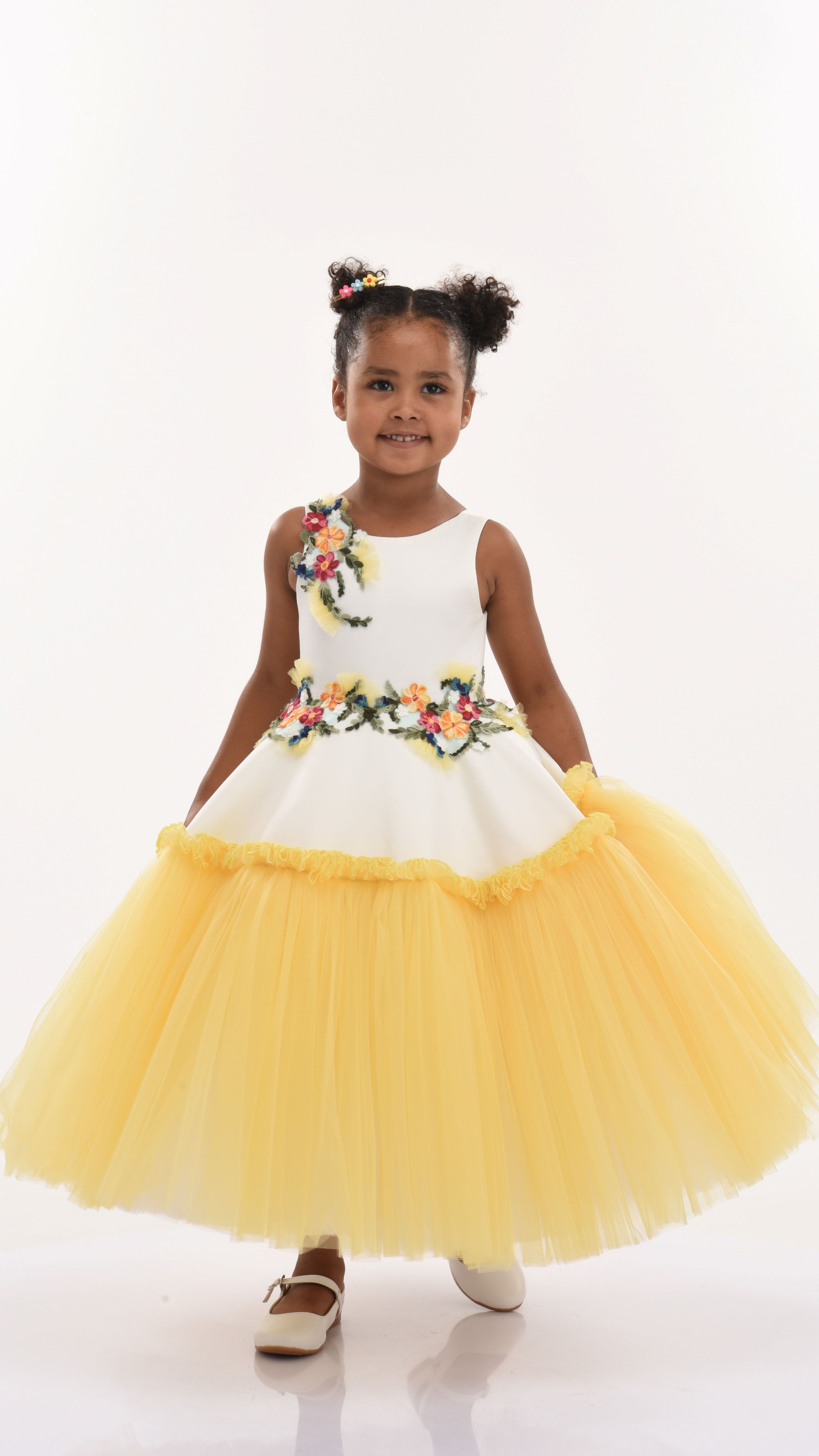 Yellow Aquino Floral Garden Dress 7Y / Yellow Yellow Aquino Floral Garden Dress 7Y / Yellow