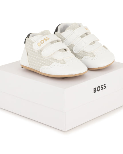 kids atelier boss White & Beige Baby Sneakers