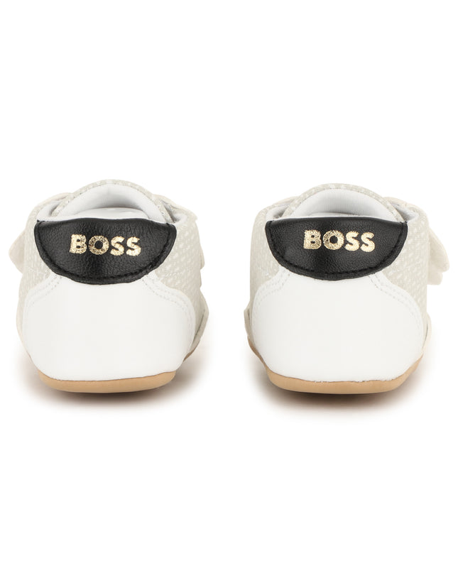 kids atelier boss White & Beige Baby Sneakers