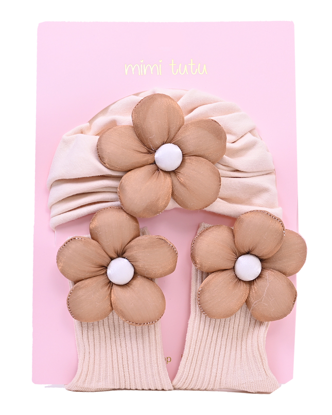 Brown Flower Beige Accent Gift Set