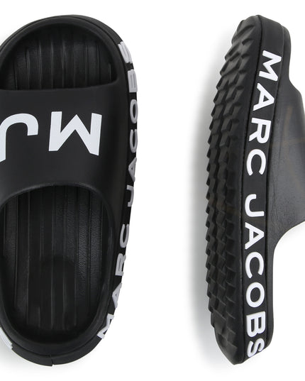 marc-jacobs-w60131-09b-ku-Black Logo Slides