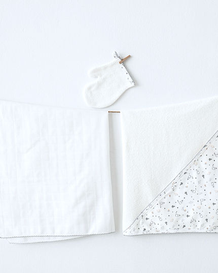 ECRU-3 PCS SET TOWEL MUSLIN SET  PENGUINS LIKES WALKING-AC20095