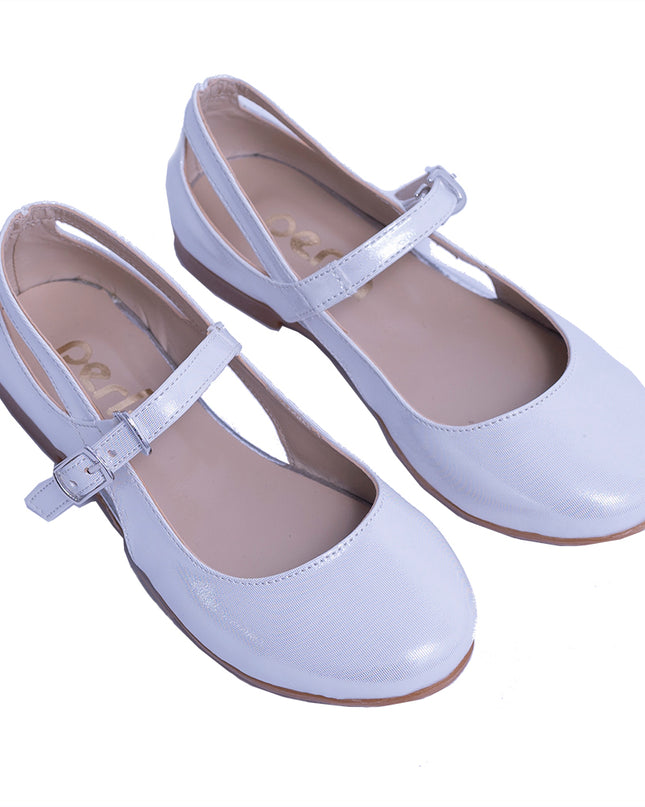 PERLA-V07F-WHITE-CUT OUT FLATS