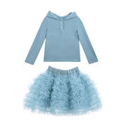 Color light blue