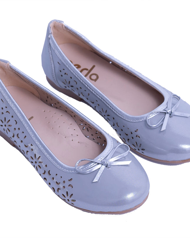 PERLA-V11P-SILVER-PERFORATED FLATS