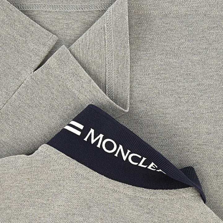 moncler-gray-collar-logo-short-sleeve-polo-e1-954-8307850-8496w-980