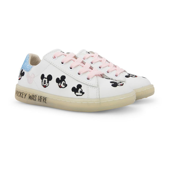 master-of-arts-white-gallery-embroidered-mickey-lace-shoes-mdk514