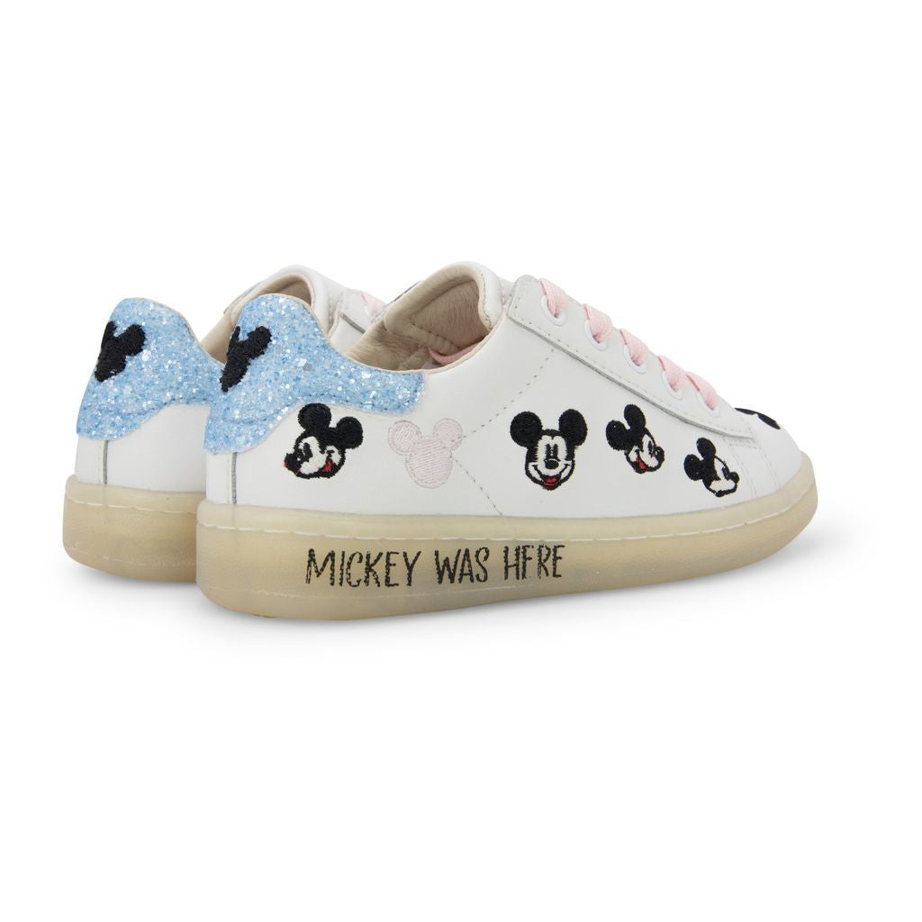 master-of-arts-white-gallery-embroidered-mickey-lace-shoes-mdk514