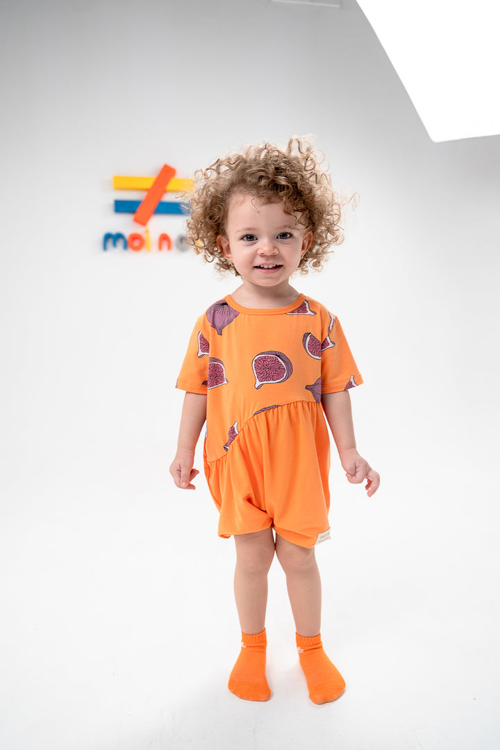 kids-atelier-moi-noi-gender-neutral-baby-girl-boy-orange-fig-graphic-romper-mn1097-orange