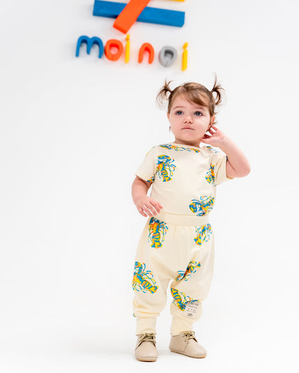 kids-atelier-moi-noi-gender-neutral-baby-boy-girl-blue-coconut-graphic-babysuit-outfit-mn6018-blue