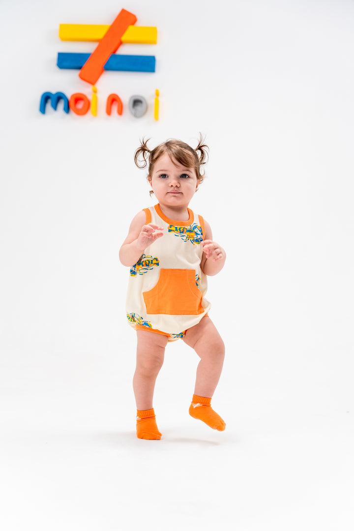 kids-atelier-moi-noi-gender-neutral-baby-girl-boy-yellow-sand-castle-print-sleeveless-babysuit-mn1098-yellow