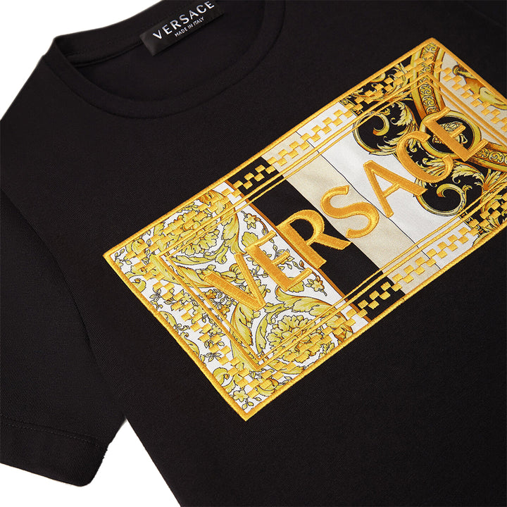kids-atelier-versace-kid-boys-black-black-gold-logo-embroidered-t-shirt-1000239-1a00268-6b030